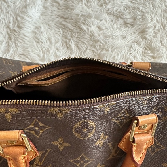 Louis Vuitton Speedy 30 excellent condition!!!! Authentic….it was my first LV ♥️ - Picture 5 of 8